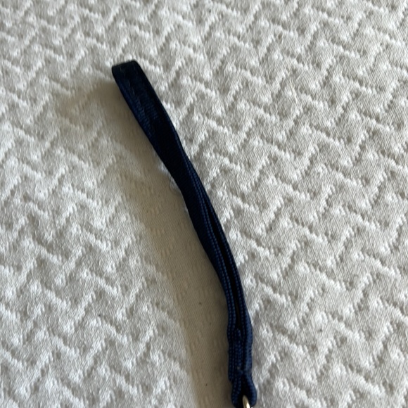 Vineyard vines whale wristlet - Picture 3 of 6